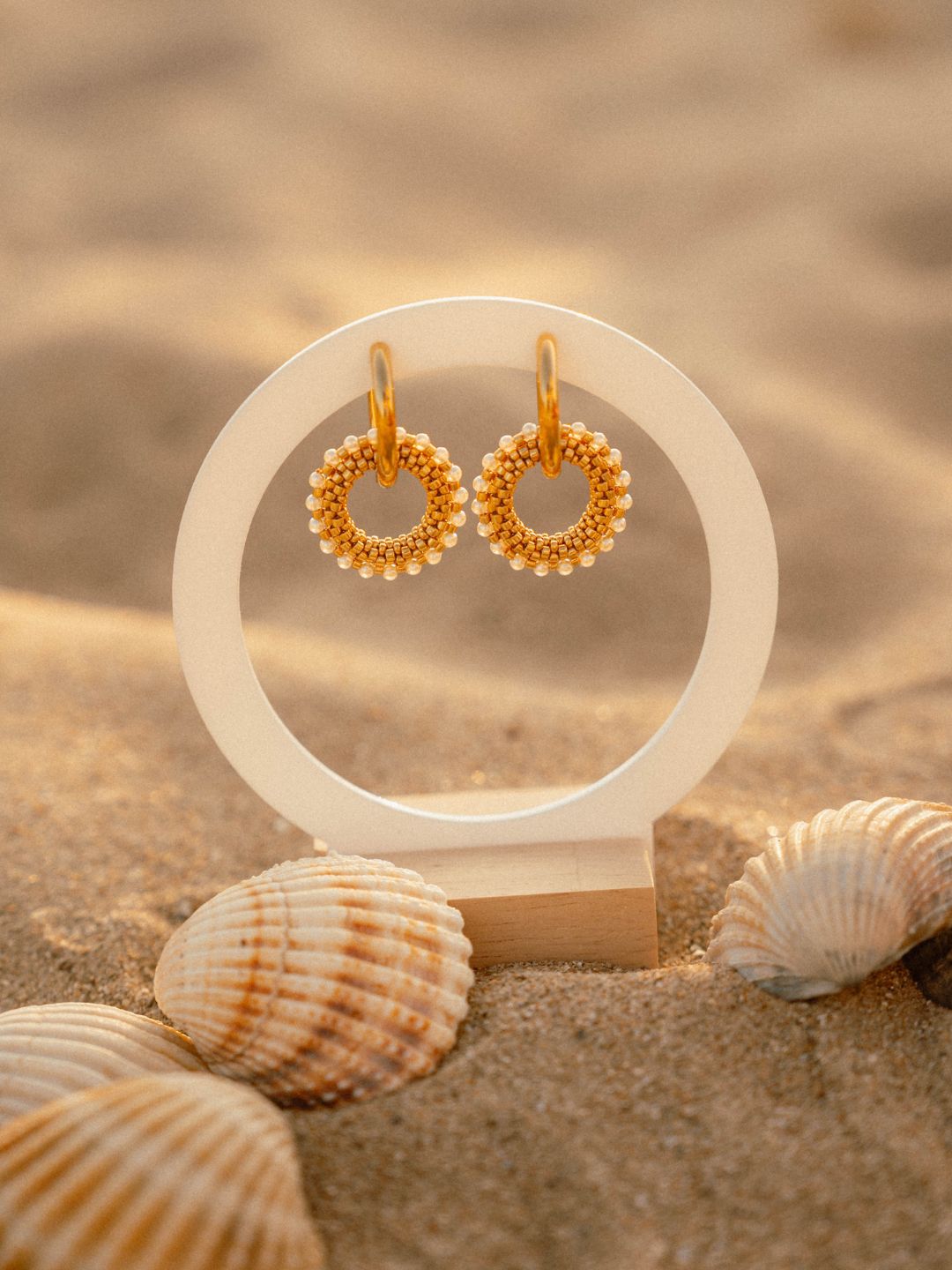 Boucles d'Oreilles Créoles | Acier Inoxydable 316L & Perles Blanches