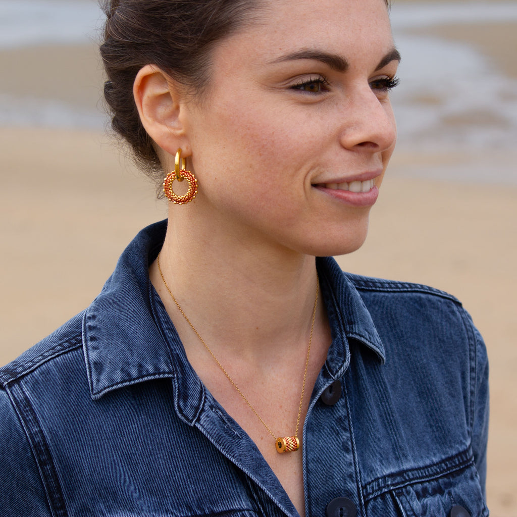 Boucles d'Oreilles Créoles | Acier Inoxydable & Perles  | Or & Orange